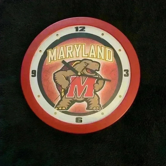 University of Maryland Wall Clock - Picture 1 of 5